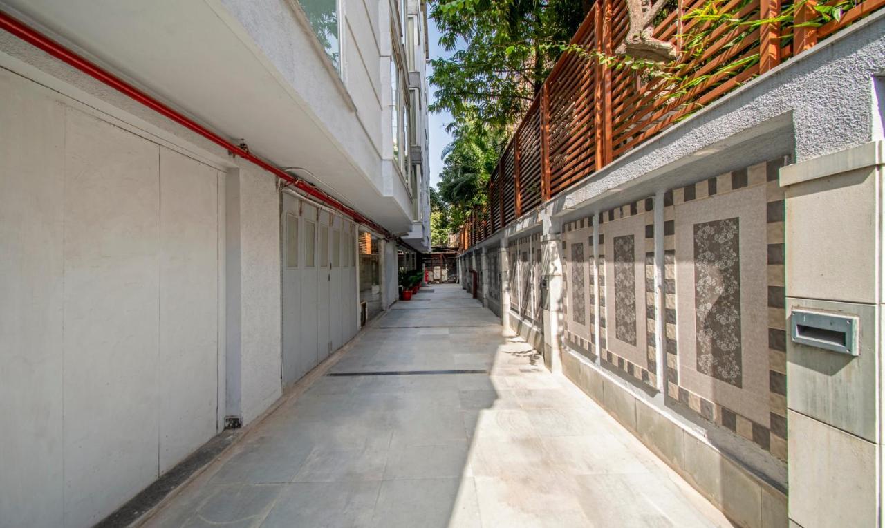 Treebo Premium Rose Mallow New Delhi Exterior photo